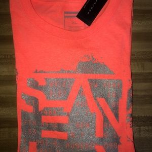 Sean John designer t-shirt
